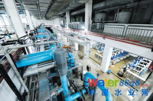 第十污水处理厂建在地下的污水处理设施。记者 王俊星摄