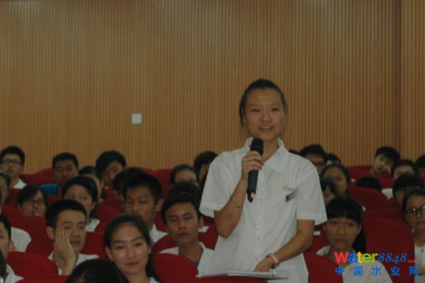 清华大学环境学院副院长左剑恶教授回母校讲学