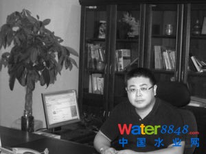鲍海明 鲍海明