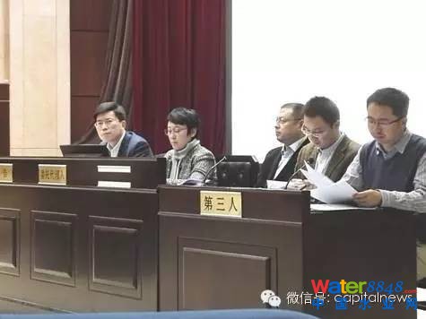长安街知事了解到,这是她个人主动要求出庭应诉的。做最后陈述时她表示:此次出庭是一次很好的法律学习机会,所有参加庭审旁听人员都收获很大。