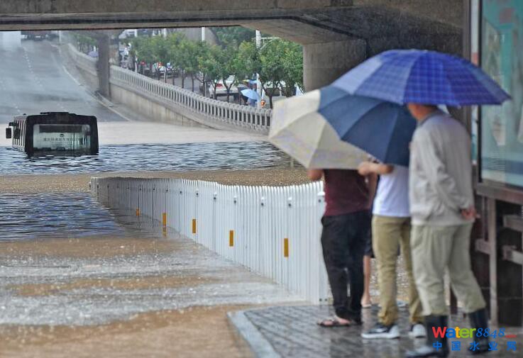 中国城市内涝频繁 外媒:绝不仅是技术问题20160726734698.jpg