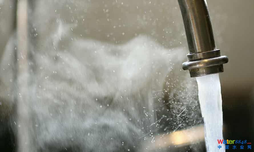 ▲美国饮用水的铅污染问题非常普遍,且未能妥善监测水中的铅。图据网络